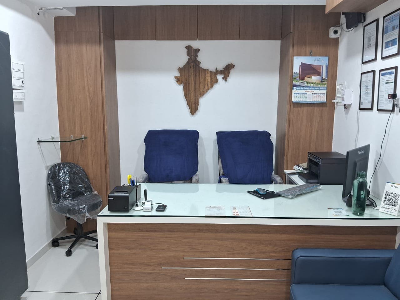 SWASTIK LOCKER - SAFE DEPOSIT VAULT