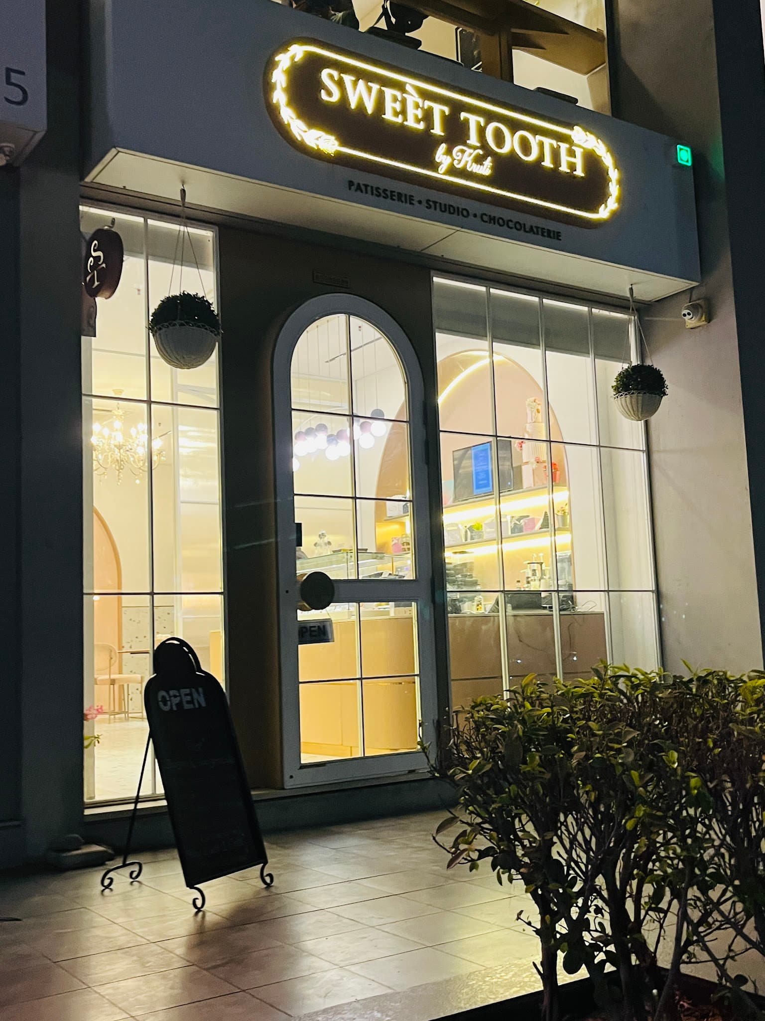 Sweet Tooth by Kruti