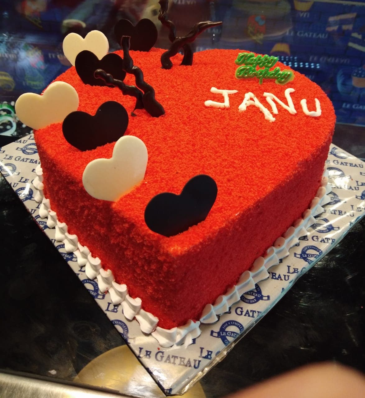 SWIFFIN - A PASTRY HUB