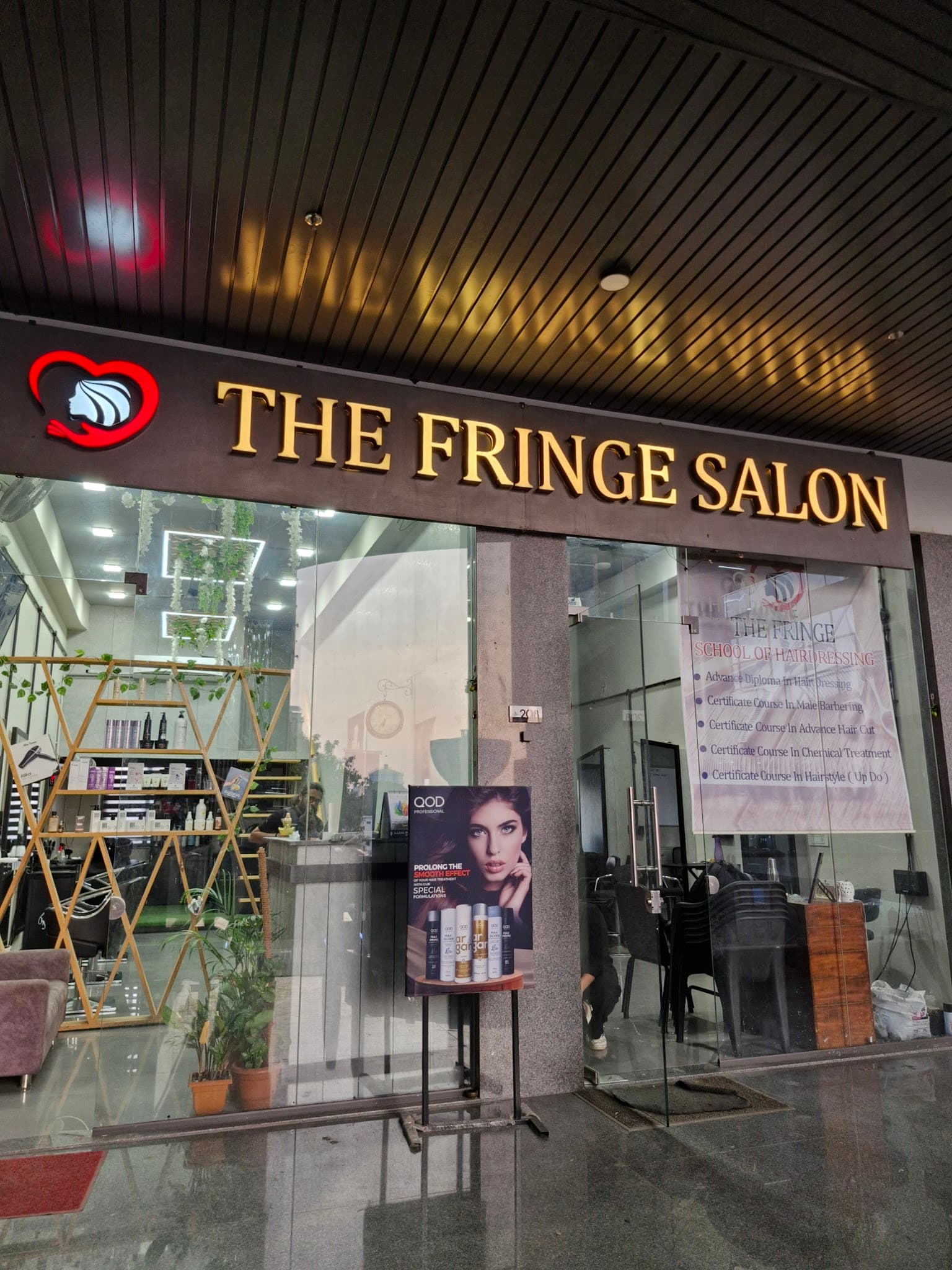 The Fringe School of Hairdressing & Salon