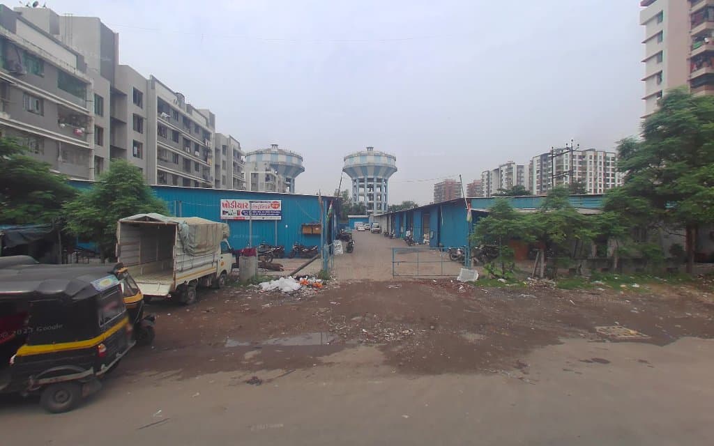 The Last Tours & Travels