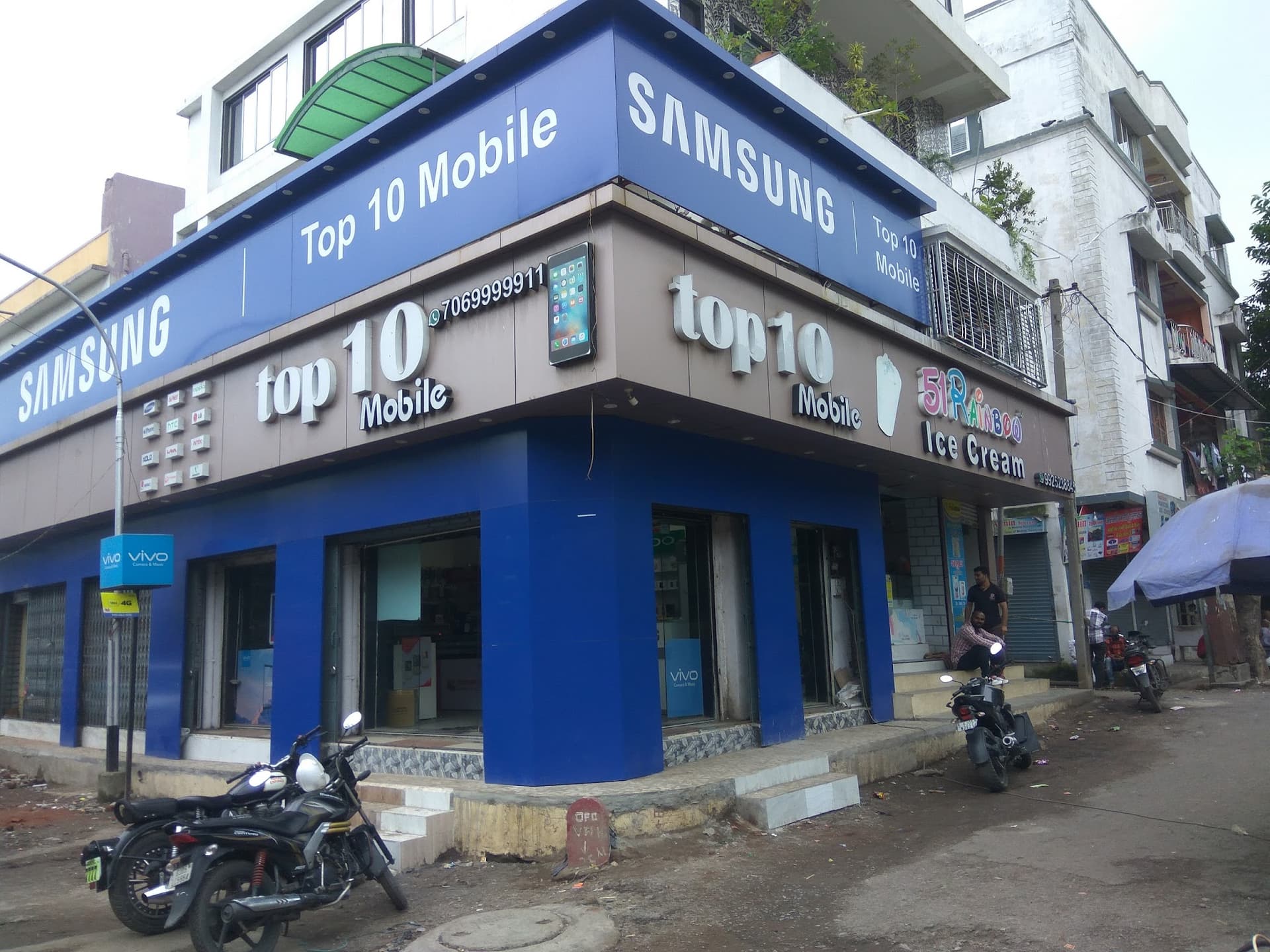 Top 10 Mobile And Accessories