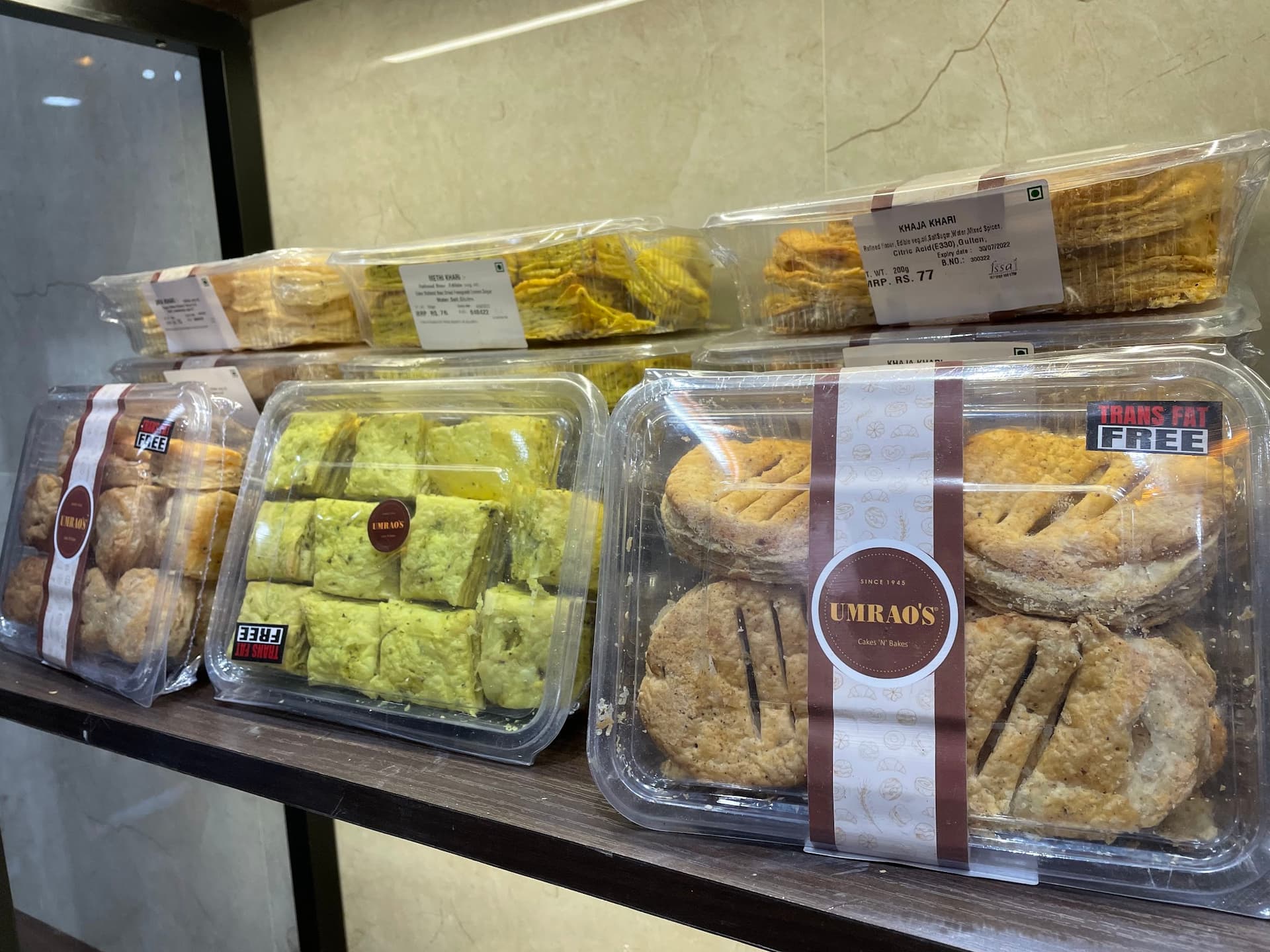 UMRAO'S Cakes 'N' Bakes - L.P.Savani/Pal