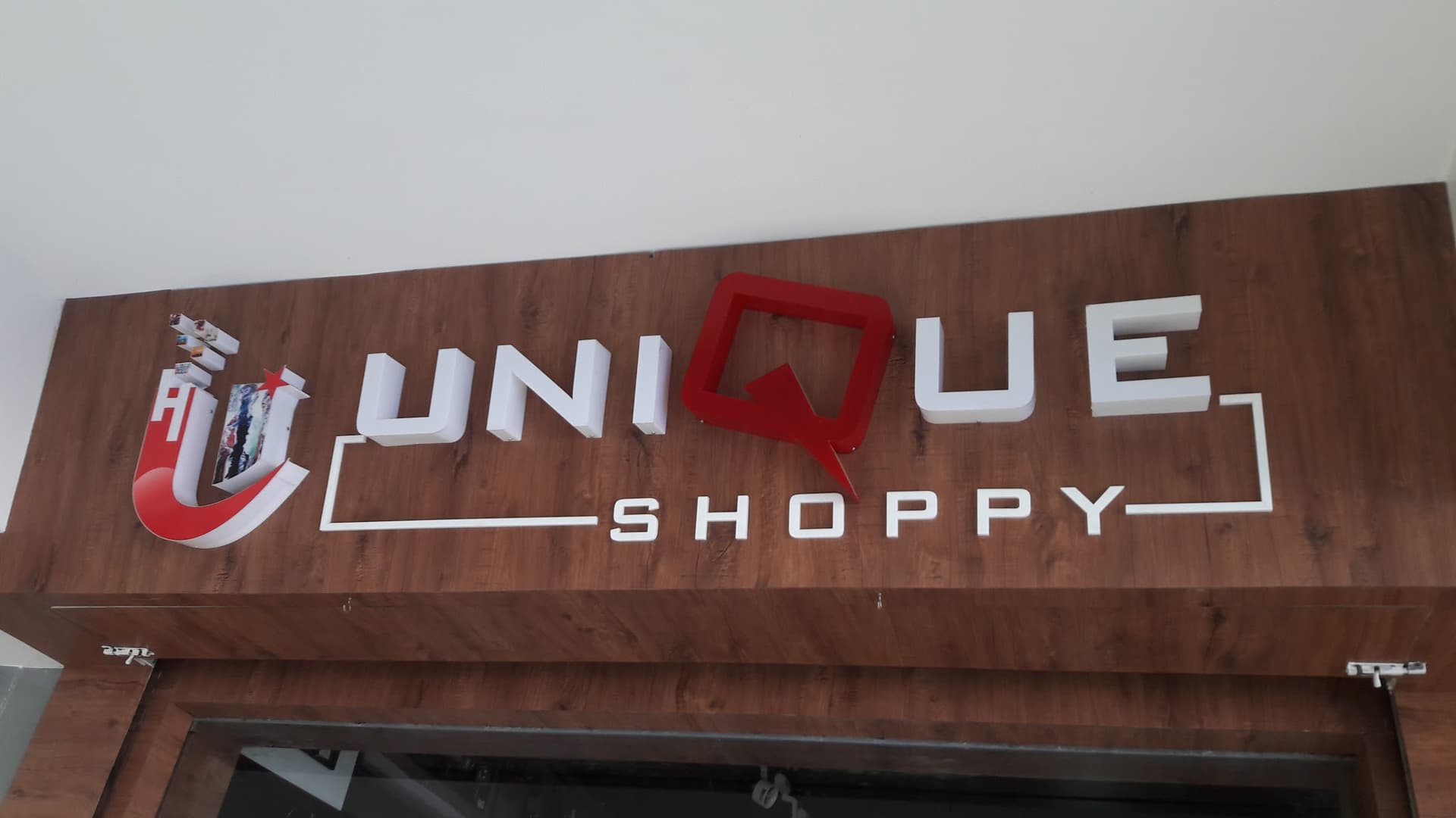 Unique Shoppy The Art Gallery