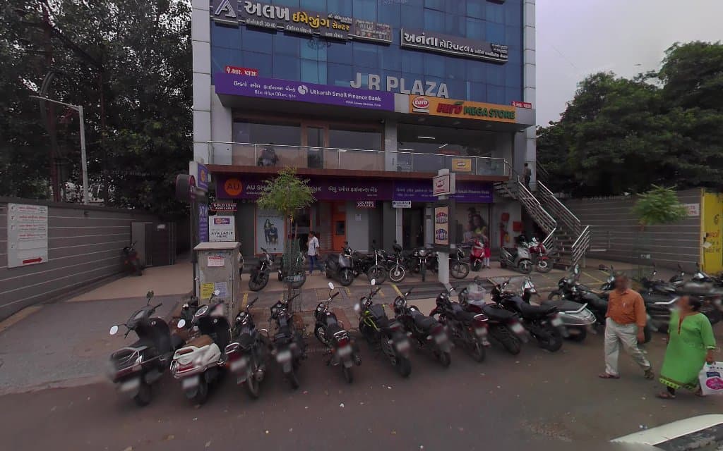 Utkarsh Small Finance Bank (Varachha Surat)