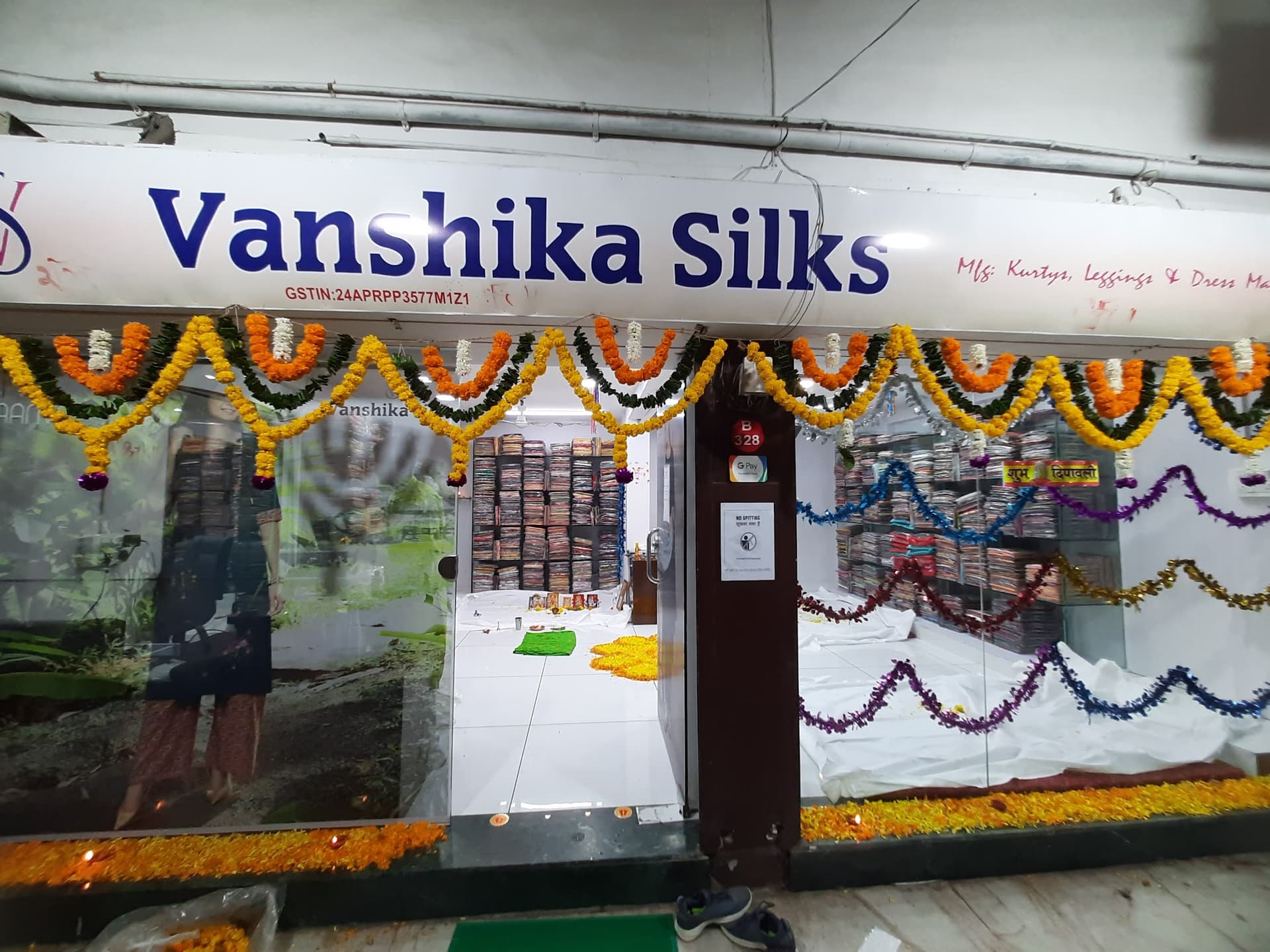 Vanshika Silks