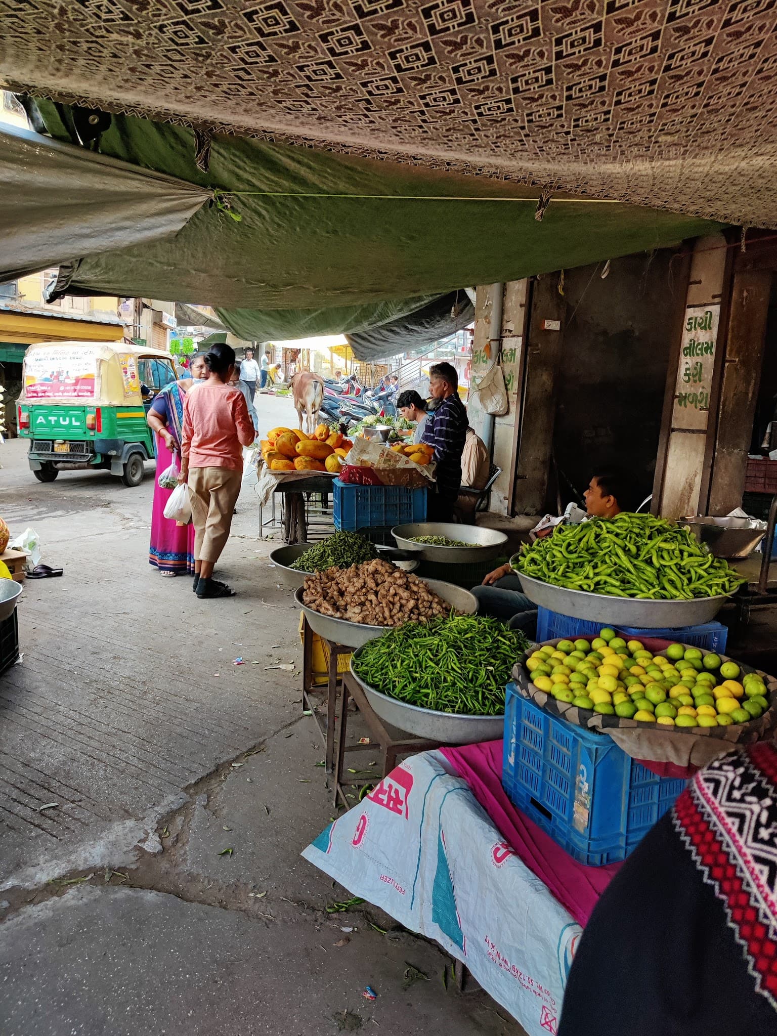Vegetables market