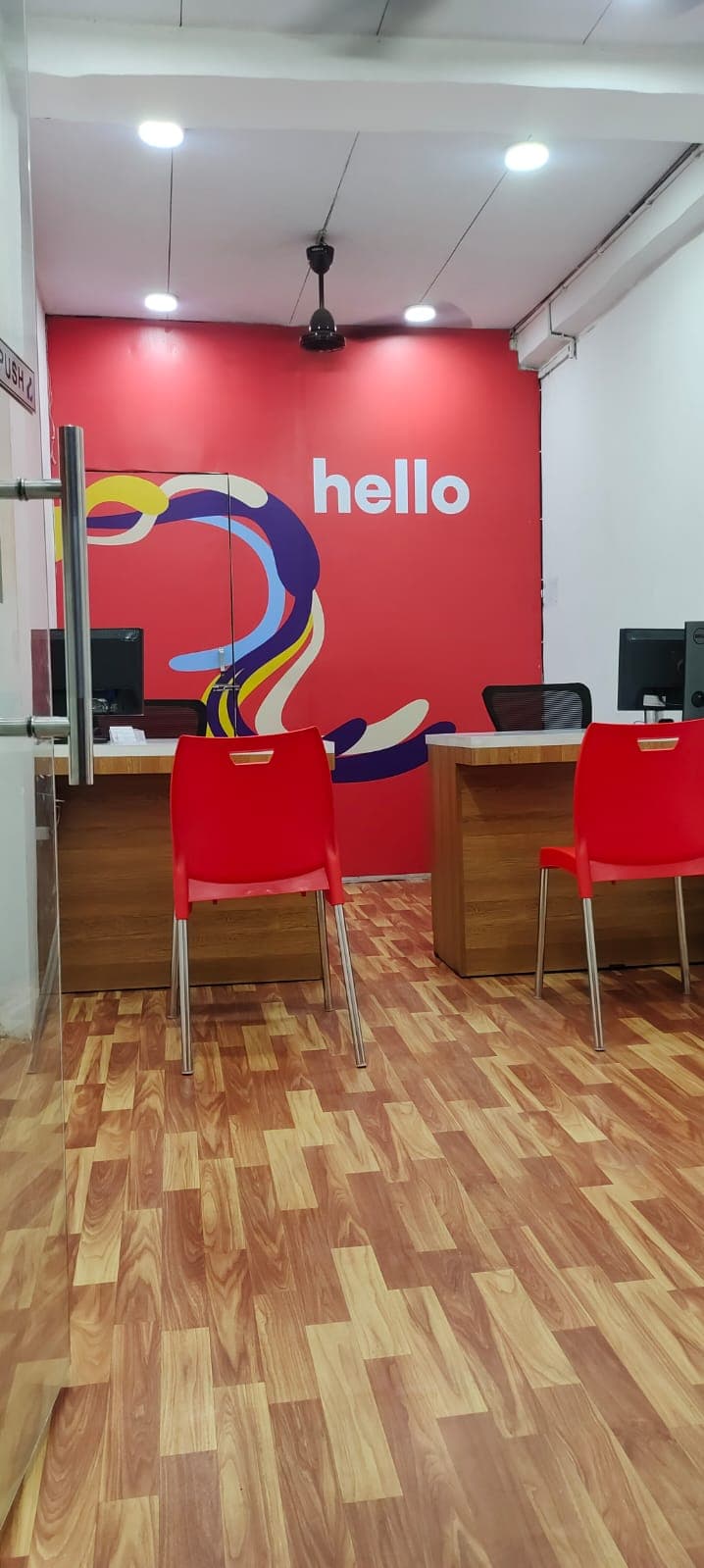 Vi - Vodafone Idea mini Store