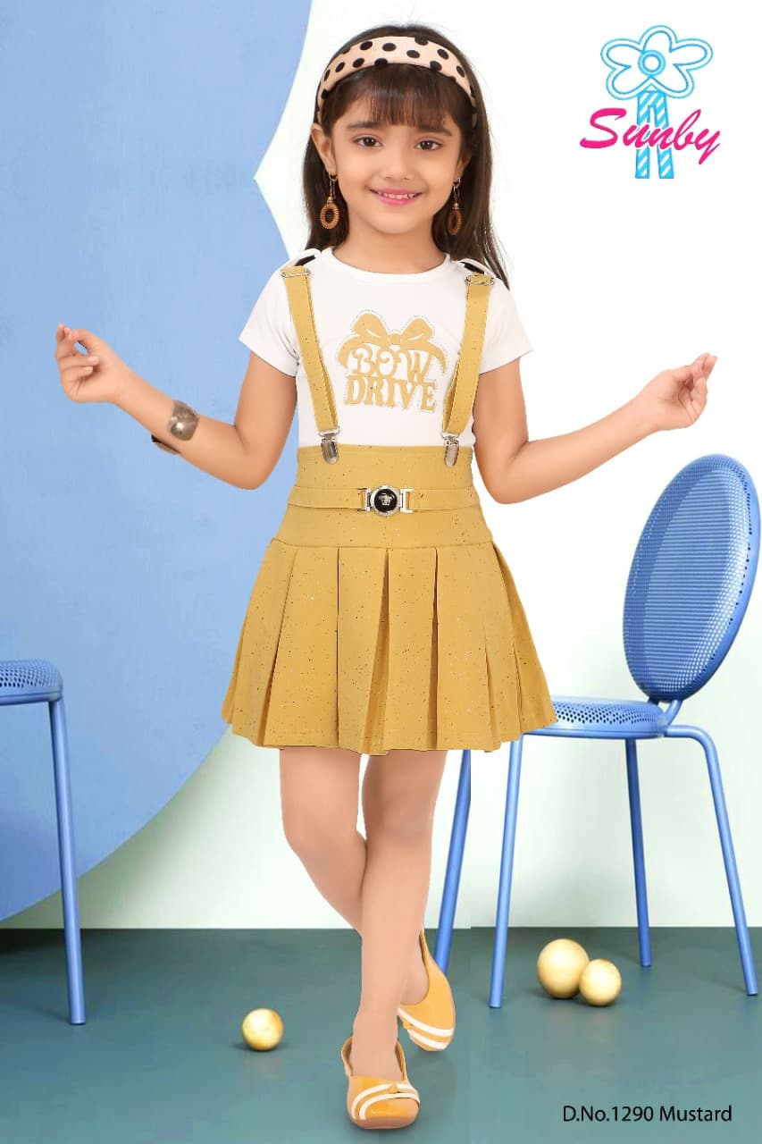 VISIT NEW BORN BABY & KIDS WEAR