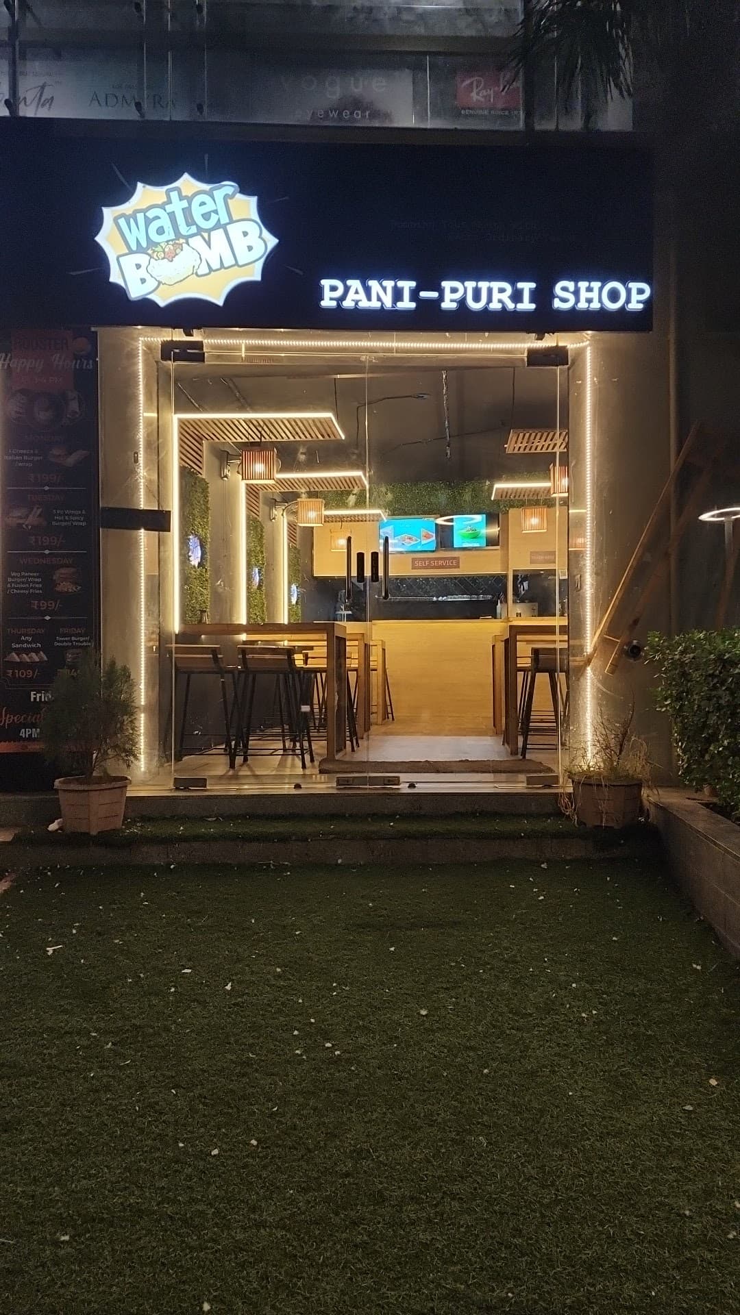 Water bomb pani-puri shop