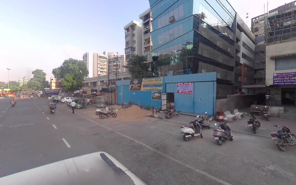 Weblancer Technologies | Best IT Company in Surat India | College Internship Company in Surat | Best IT Company in Adajan