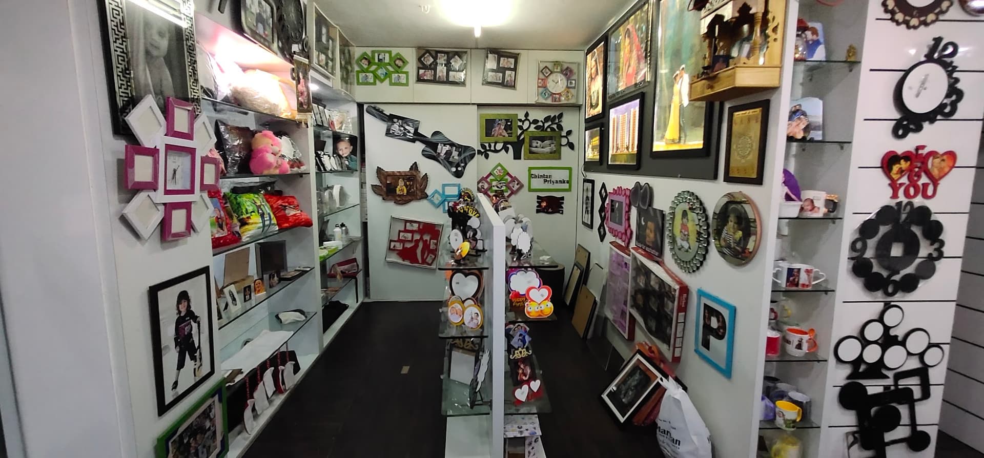 Yogidarshan Studio & Photo Gift's