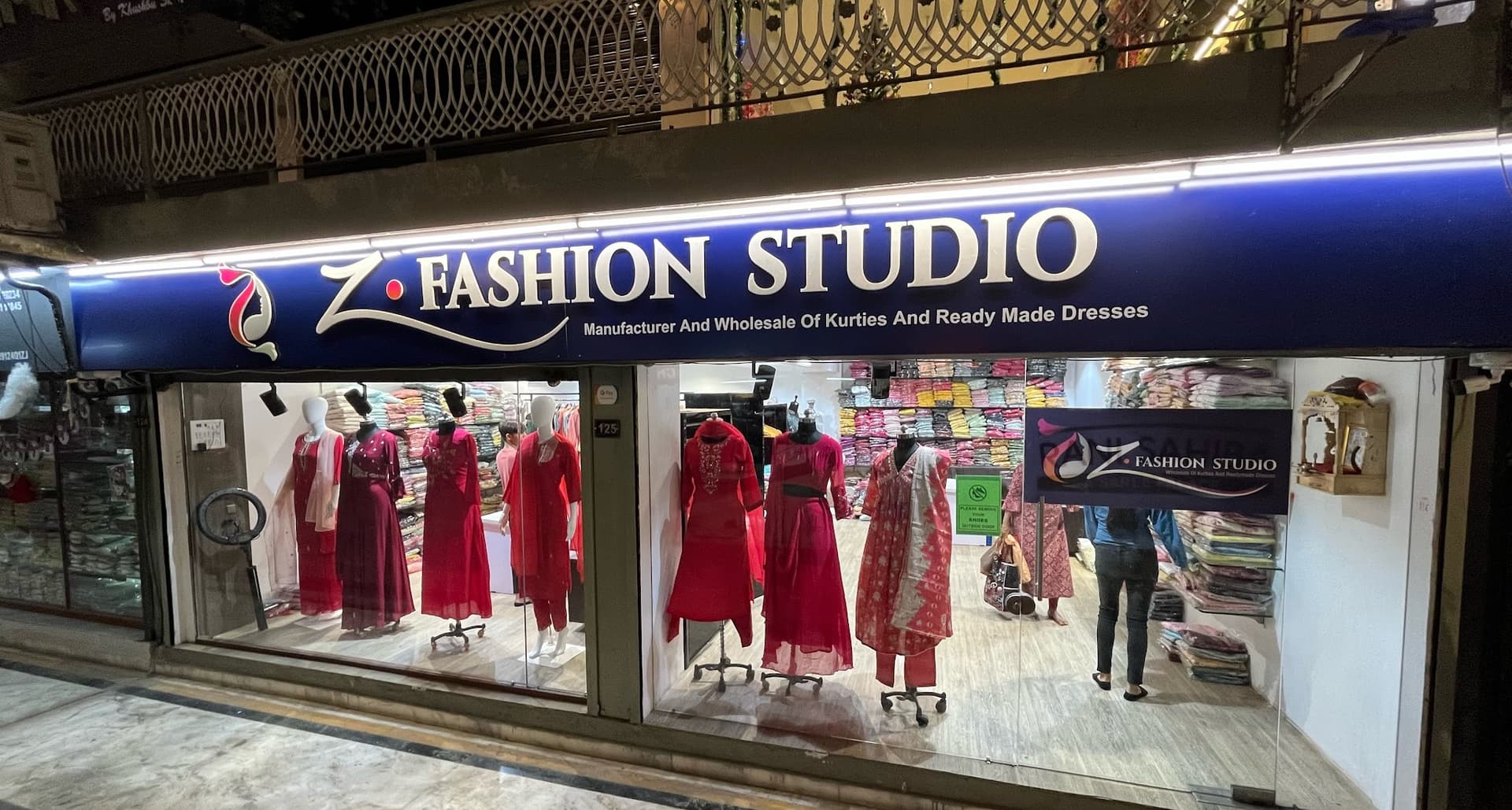 Z FASHION STUDIO