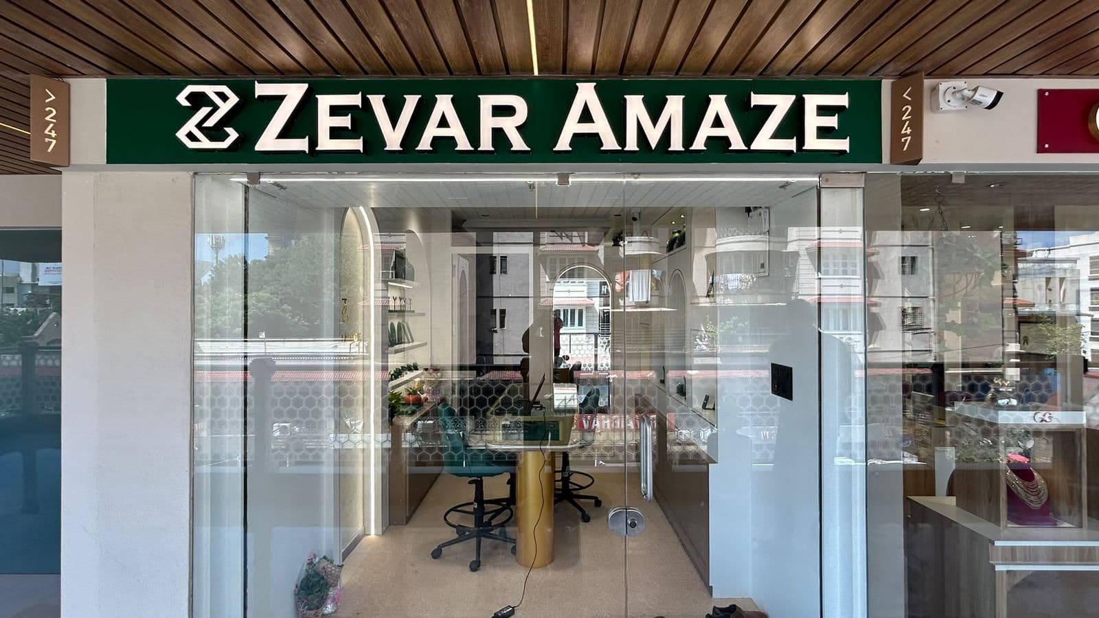 Zevar Amaze