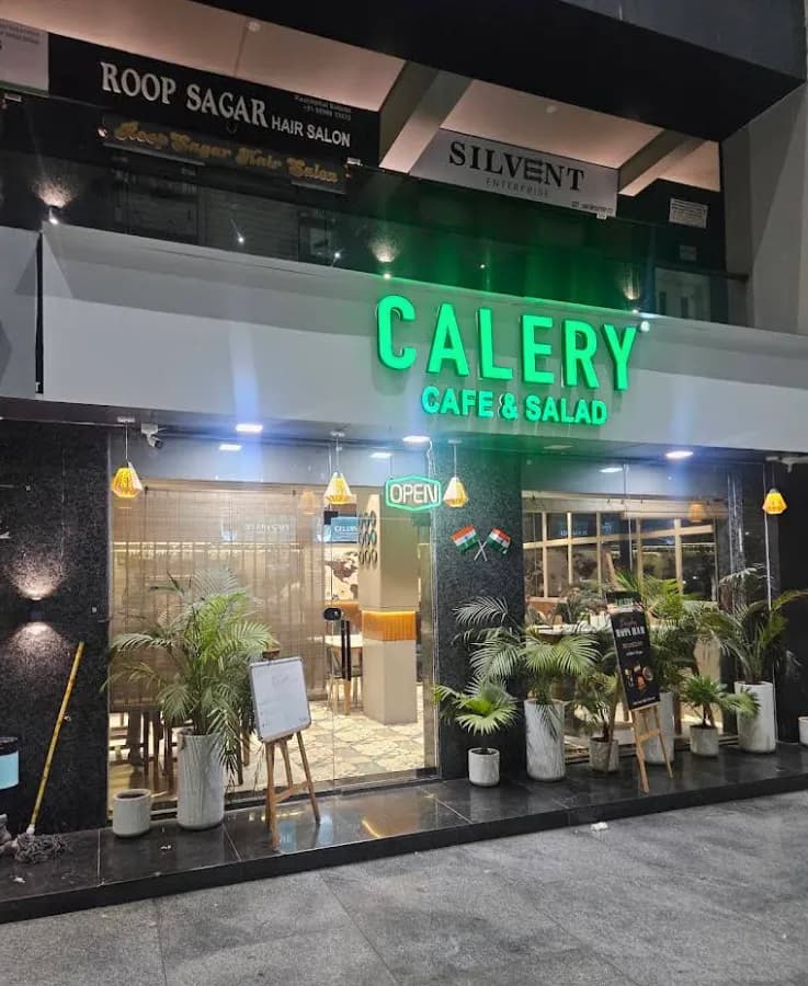 Calery Cafe and Salad