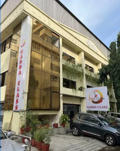 jecky khelaiya garba class