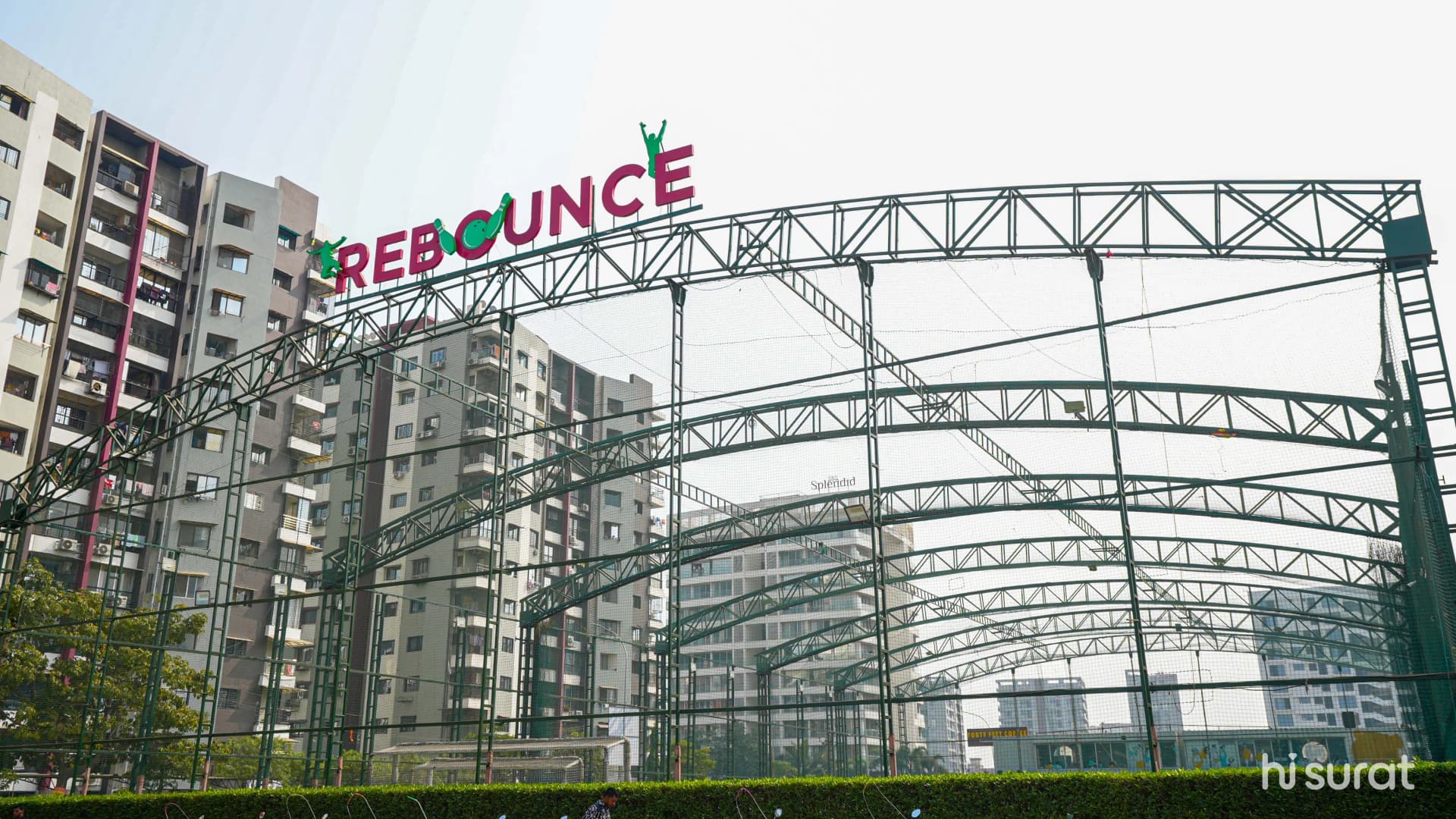 Rebounce Box Cricket