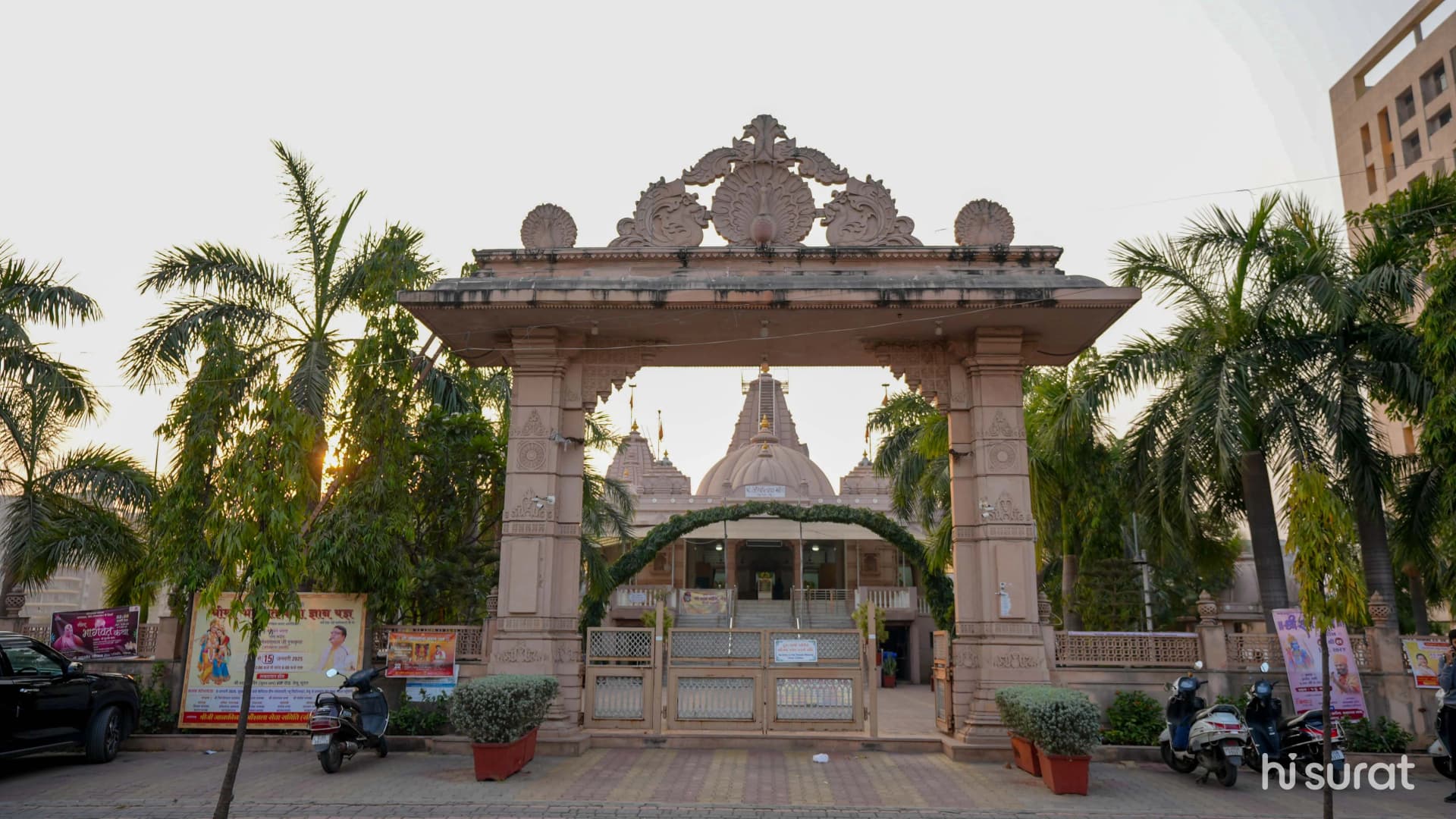 Siddhi Vinayak Mandir Vesu